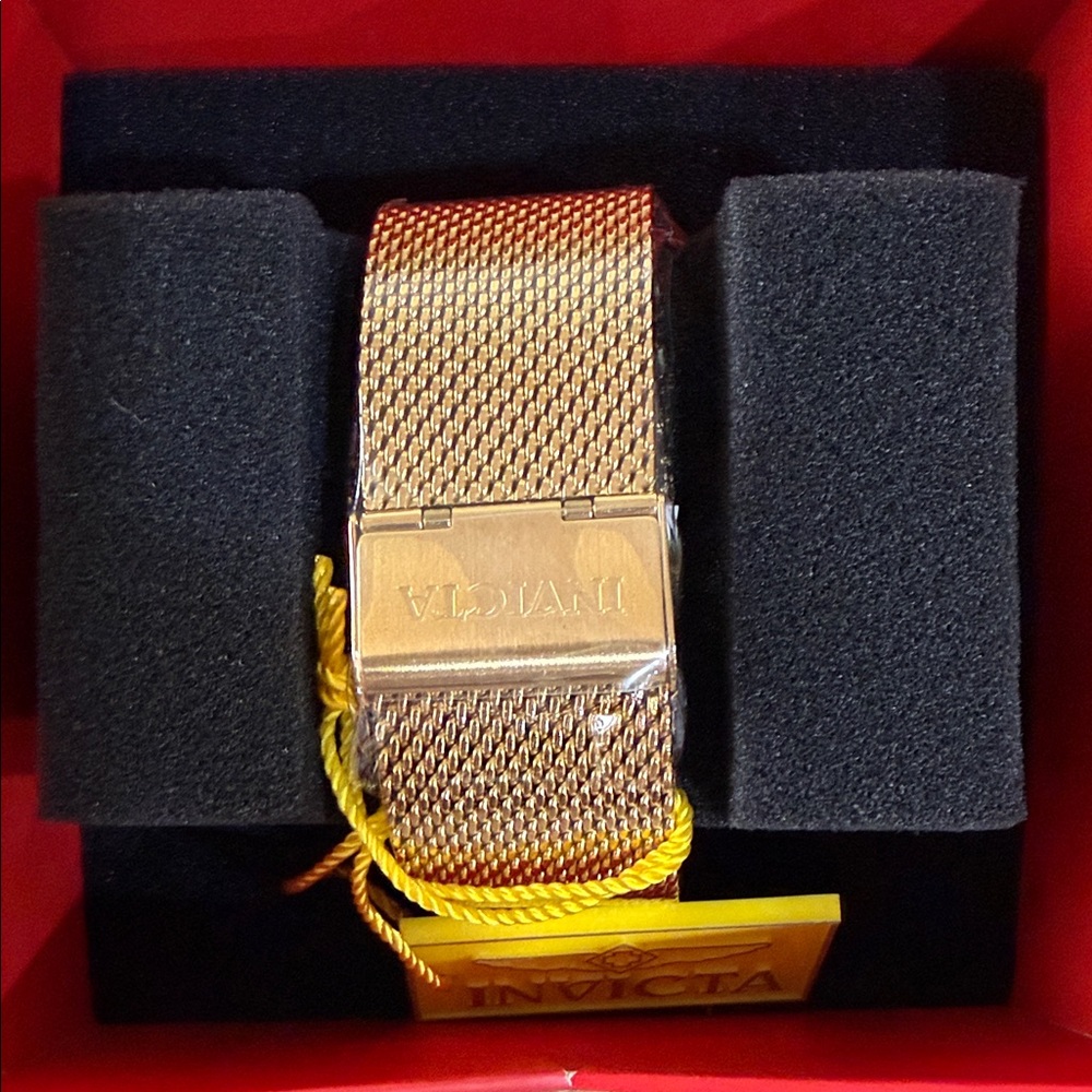 Invicta Gold Tone Mesh Strap Watch - Picture 2 of 4